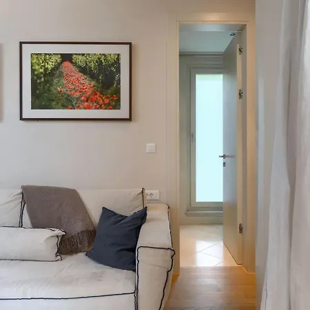 Rafaelle With 3 Bedrooms And Pool In Porec Villa Tar-Vabriga