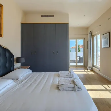 Rafaelle With 3 Bedrooms And Pool In Porec *