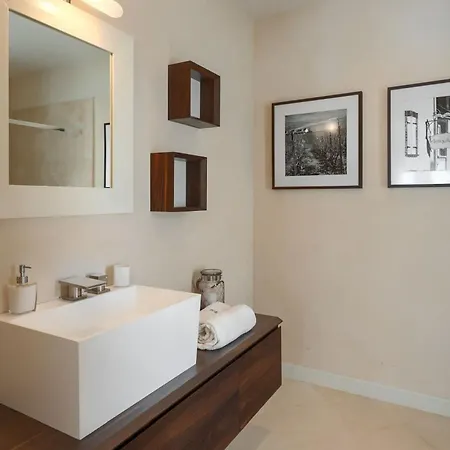 Rafaelle With 3 Bedrooms And Pool In Porec Tar-Vabriga