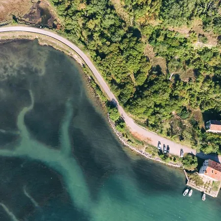 Rafaelle With 3 Bedrooms And Pool In Porec